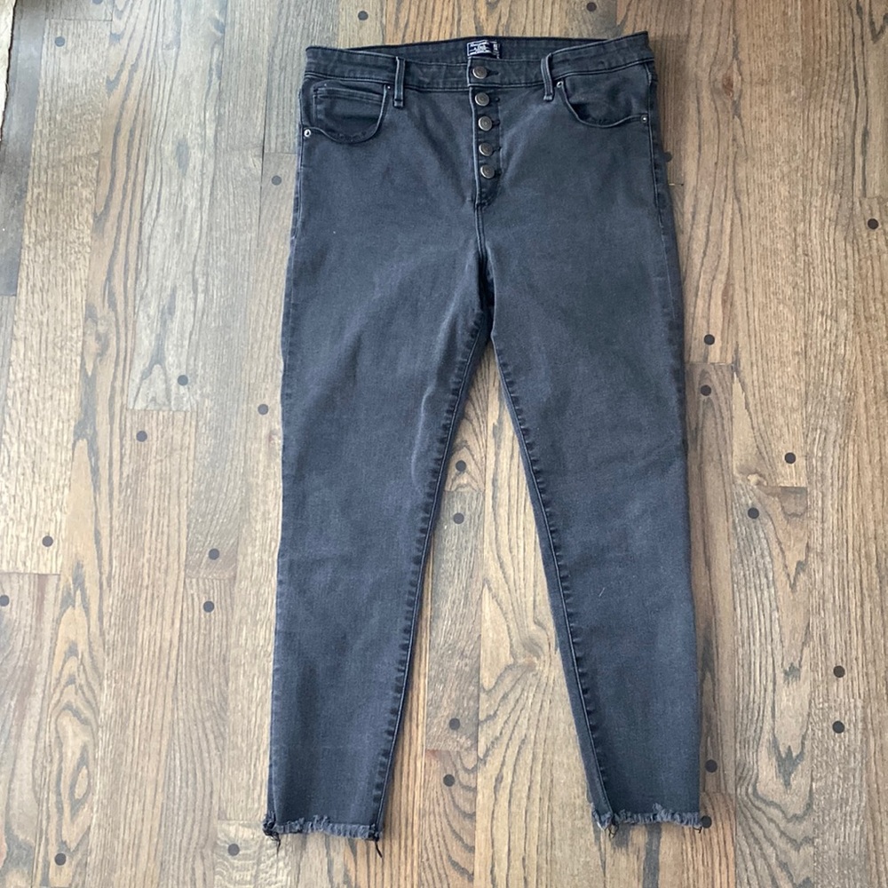 Abercrombie & Fitch High Rise Super Skinny Ankle Jeans